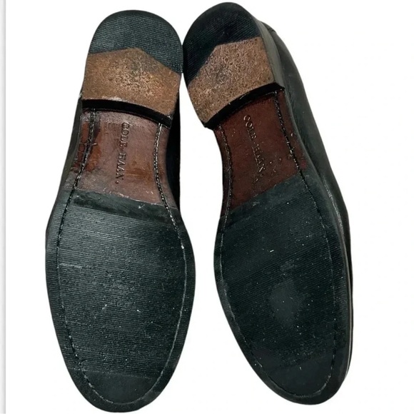 Cole Haan Two-tone Leather Tassel Woven
Loafer Size Women's 7.5B - Picture 2 of 3